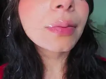 Honeymoontea  live sex cam