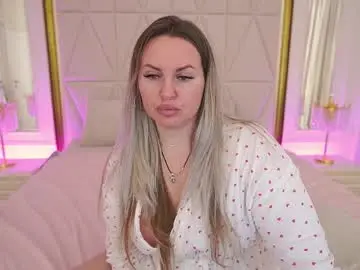 Kiracandys  live sex cam