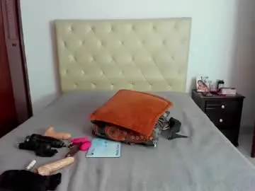 Luissa_s1  live sex cam