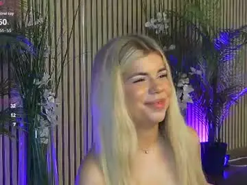 Miriambllue  live sex cam