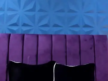 Nicole_jonss  live sex cam