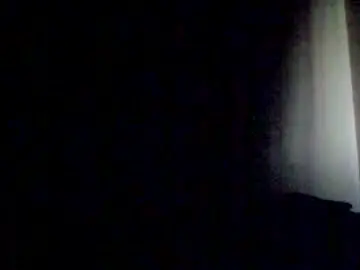 Petite_goddes  live sex cam