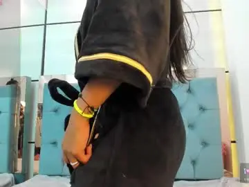 Pocahontas_pow  live sex cam