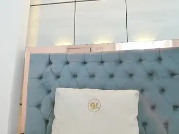 Pocahontas_pow  live sex cam