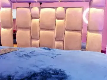 Pocahontas_pow  live sex cam