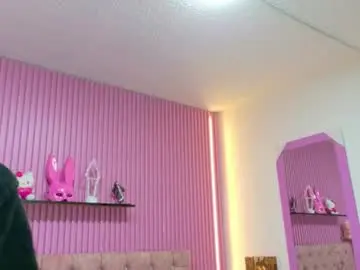 Breandahparker  live sex cam