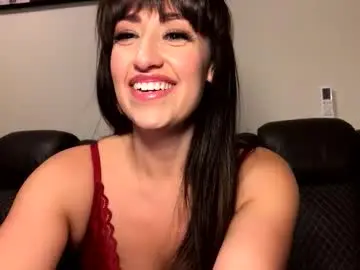 Breezydoesit7  live sex cam