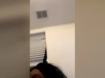Calikane8  live sex cam