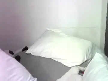 Cieloo_777  live sex cam