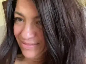 Friendship27  live sex cam