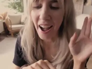 Hey_gem  live sex cam
