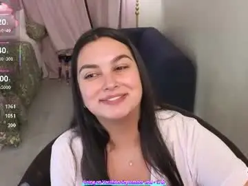 Honey_tia  live sex cam