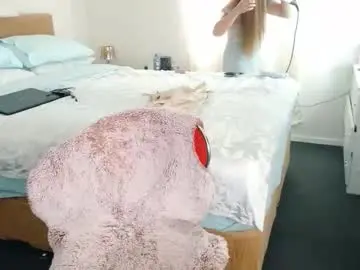 Hotme2bwu  live sex cam