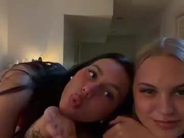 Kaielle7  live sex cam