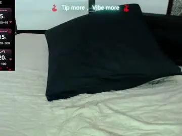 Kendra_squirts  live sex cam