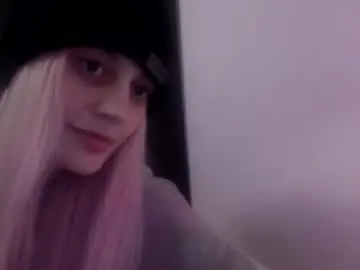 Madelinevalentine  live sex cam