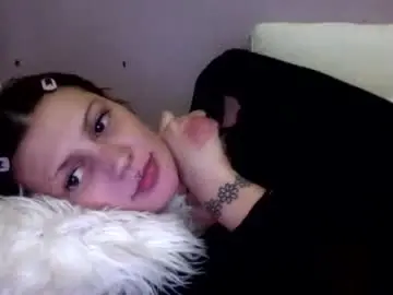 Madelinevalentine  live sex cam