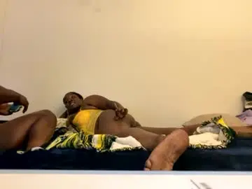 Pmyers12  live sex cam