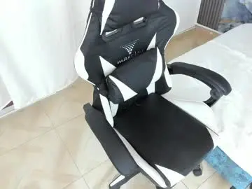 Alisha_desire  live sex cam