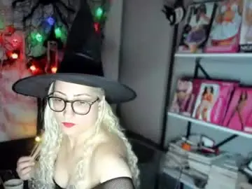 Bisexyeliz35  live sex cam