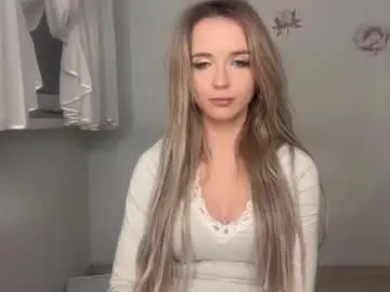 Claudiagold  live sex cam