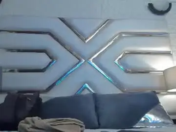 Cloheebell  live sex cam