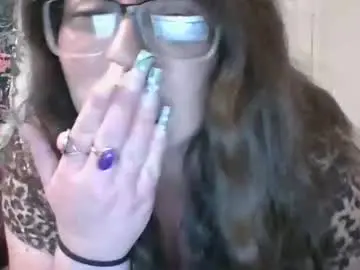 Karamelbaby89  live sex cam