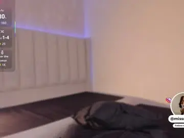 Laracurls  live sex cam