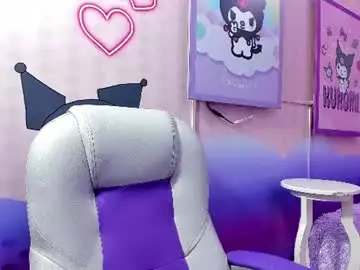 Luna__skinny_  live sex cam
