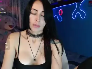 Lyann_  live sex cam