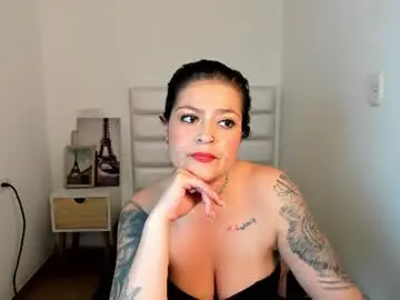 Mara_hunt  live sex cam