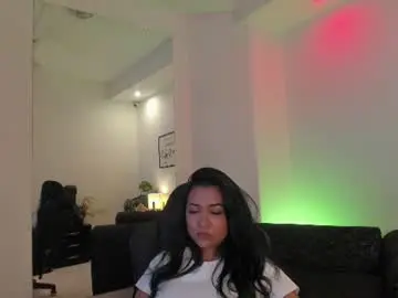 Melan_owen  live sex cam