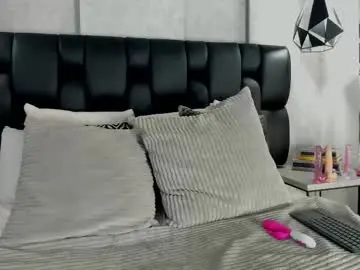 Miahfox_  live sex cam