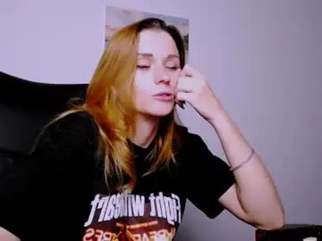 Peppymia  live sex cam