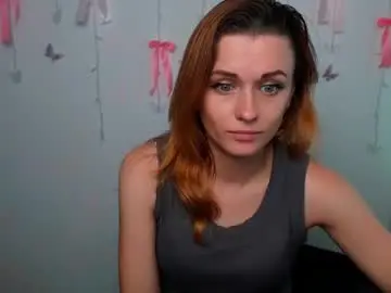 Peppymia  live sex cam
