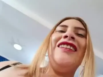 Sexy_curvi  live sex cam