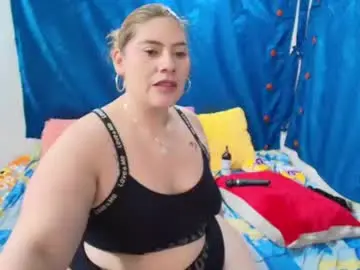 Sexy_curvi  live sex cam