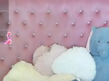 Sophiastarr10  live sex cam