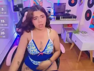 Sweety_smilee  live sex cam