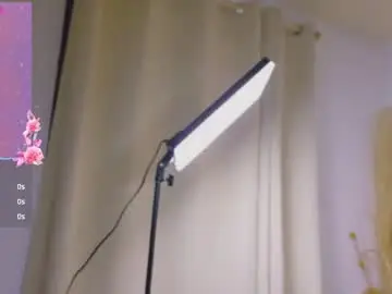 Taylorcollinss  live sex cam