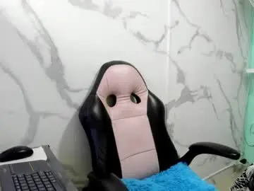 Chloe_peach19  live sex cam