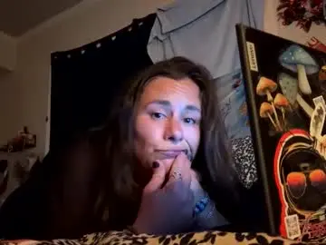 Heatskii  live sex cam
