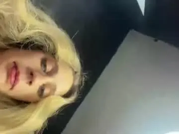 Lilbiddy1  live sex cam