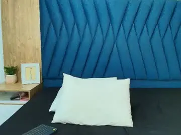 Lioyqueen  live sex cam