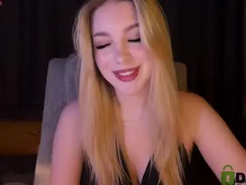 Maksisisia  live sex cam