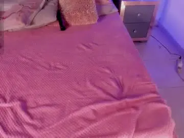 Milan_ebony  live sex cam