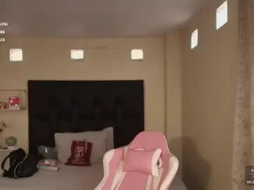 Shkendall  live sex cam
