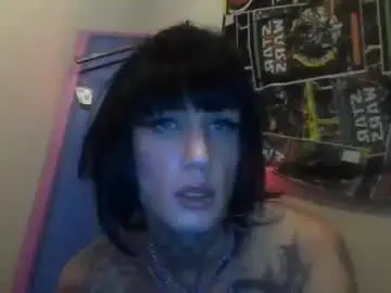 Skddytoaster74  live sex cam