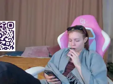 Skelerata  live sex cam