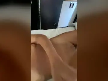 Starlitsurf  live sex cam